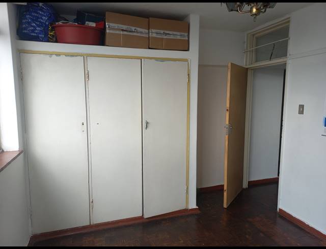 1 BEDROOM APARTMENT BLOCK SOLD IN POINT WATERFRONT